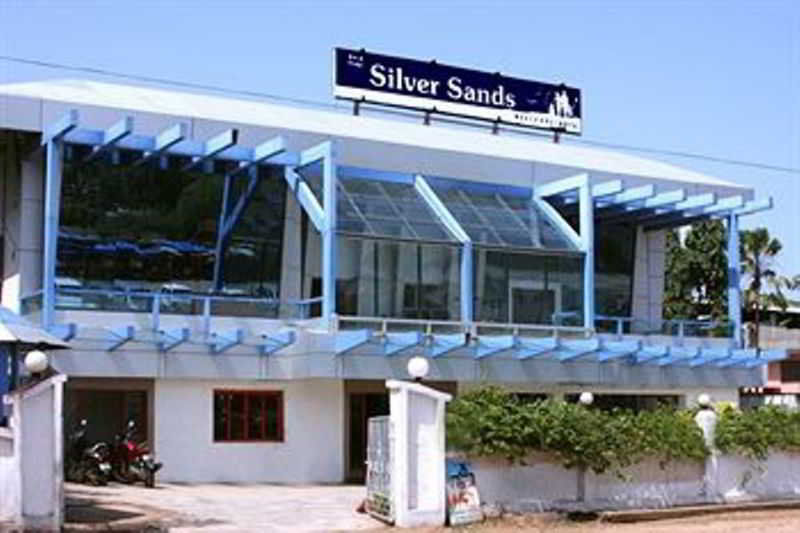 Silver Sands Beach Resort 柯瓦 外观 照片