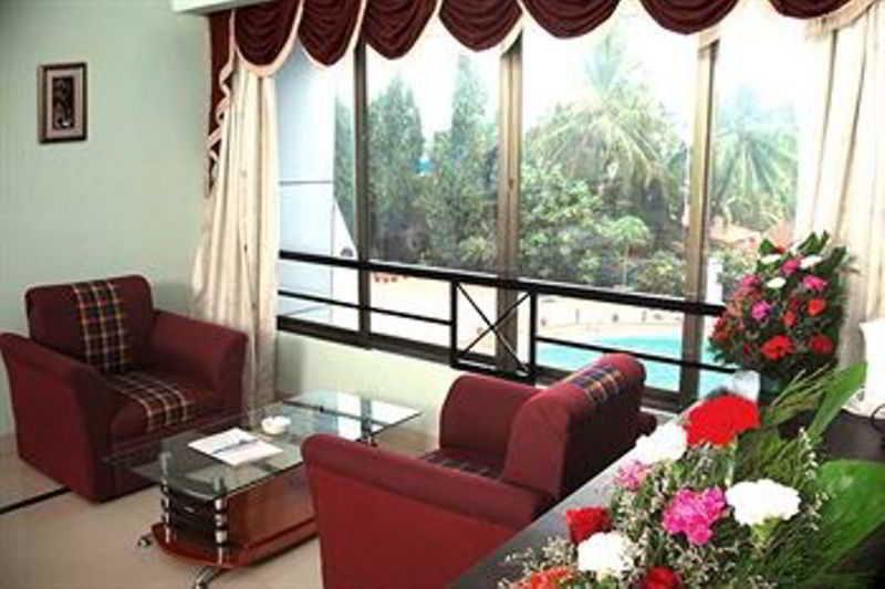 Silver Sands Beach Resort 柯瓦 外观 照片