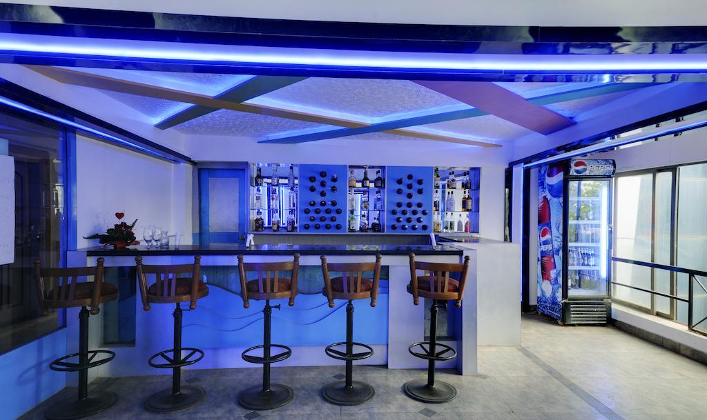 Silver Sands Beach Resort 柯瓦 外观 照片